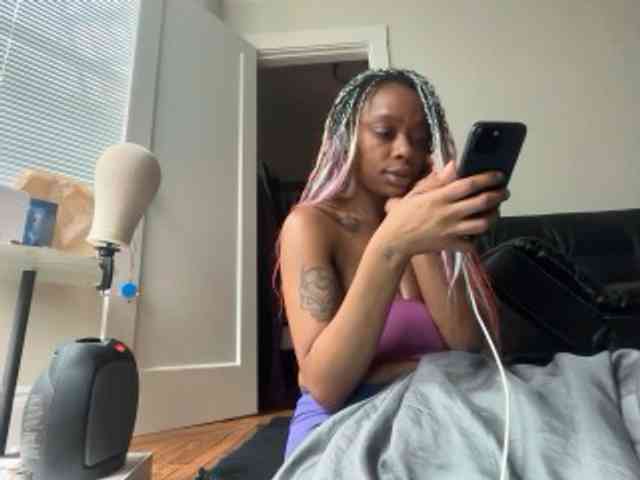 DelightfulDark webcam