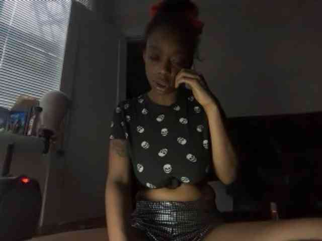DelightfulDark webcam
