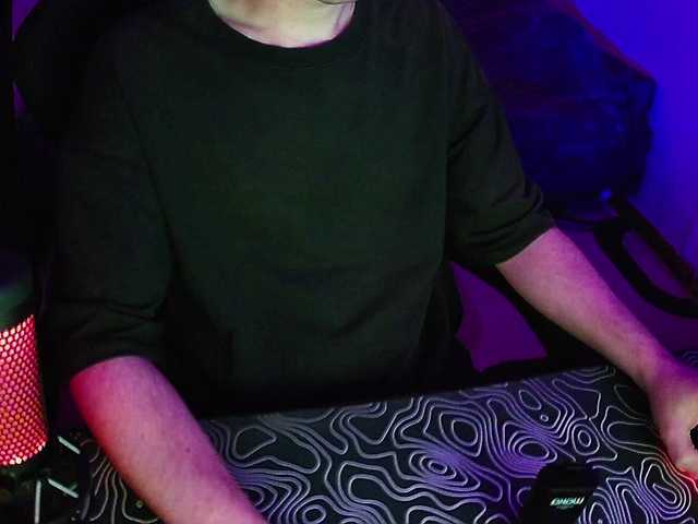 -REDBADNESS- live webcam show