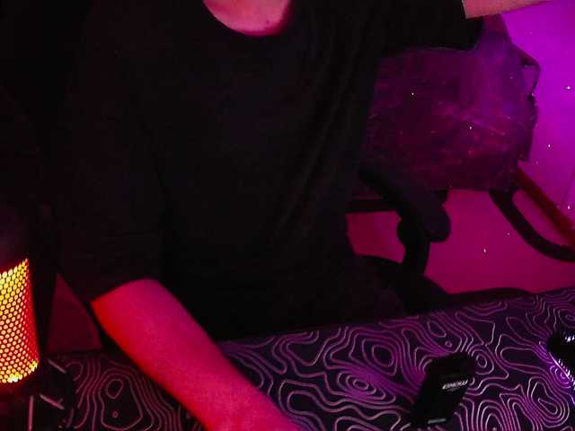 -REDBADNESS- live webcam show