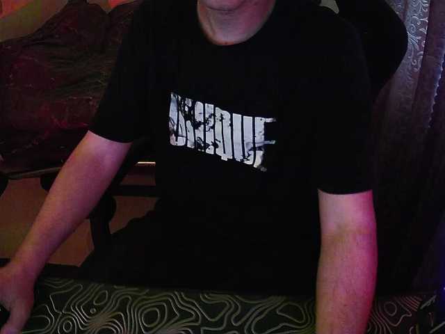 -REDBADNESS- live webcam show