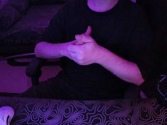 fame — live male cam