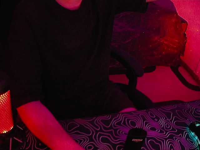 -REDBADNESS- live webcam show
