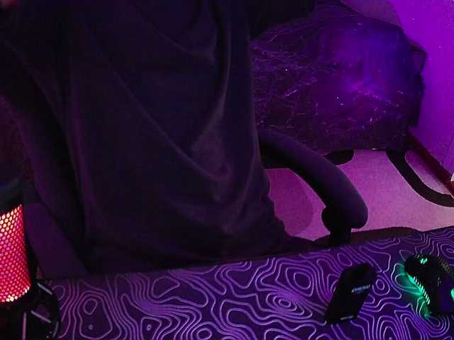 -REDBADNESS- live webcam show