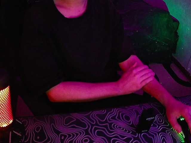 -REDBADNESS- live webcam show