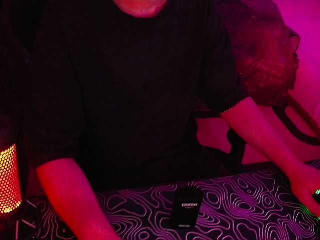 -REDBADNESS- live webcam show