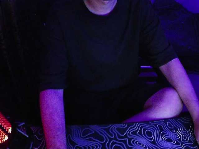 -REDBADNESS live cam