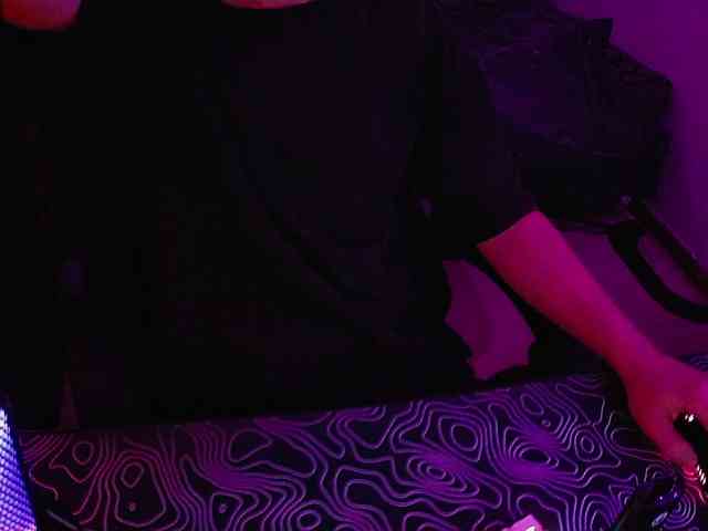 -REDBADNESS-