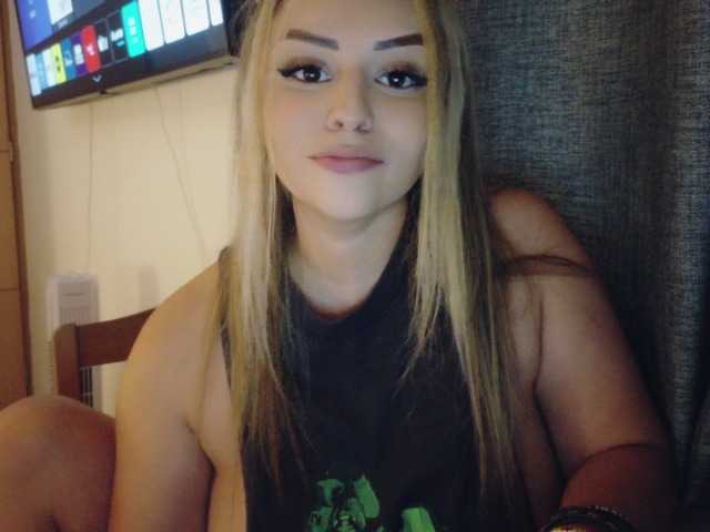 Inocentekitty live cam preview