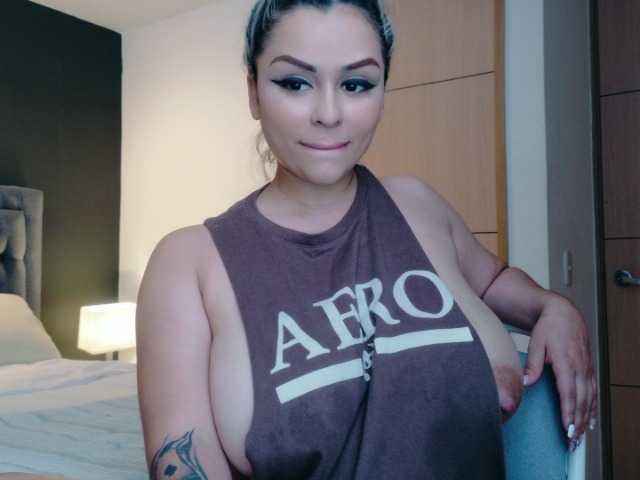Inocentekitty, 29 y/o - Live Cam on BongaCams
