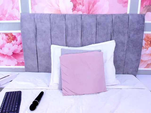 StaceyWhite live cam on BongaCams