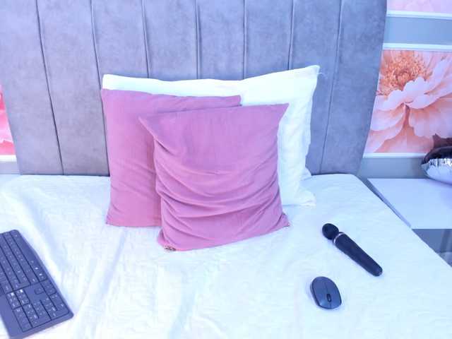 StaceyWhite live cam on BongaCams