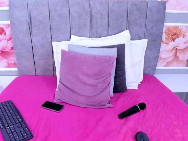 StaceyWhite live cam on BongaCams