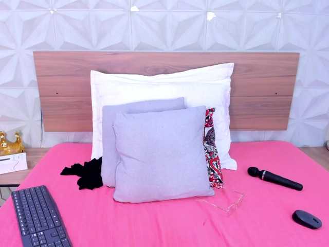 StaceyWhite live cam on BongaCams