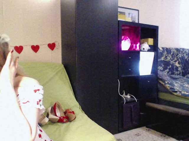 MissLilyAbrams's BongaCams show and profile