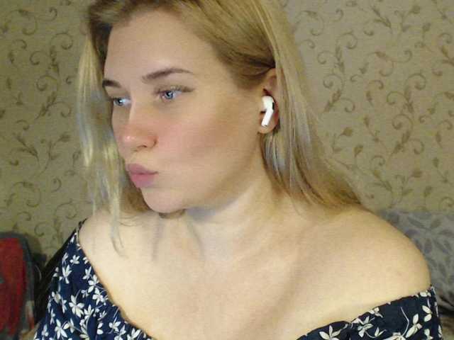 MissLilyAbrams live cam on BongaCams