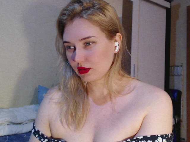 MissLilyAbrams live cam on BongaCams