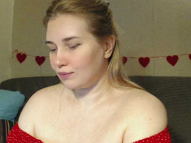 MissLilyAbrams's BongaCams show and profile