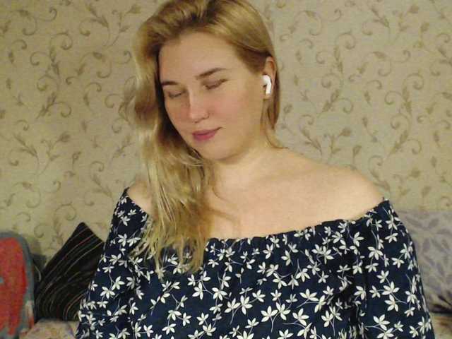 MissLilyAbrams live cam on BongaCams