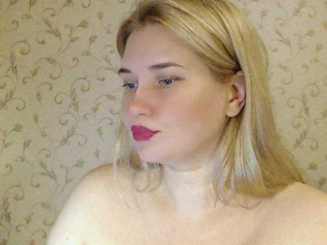 MissLilyAbrams live cam