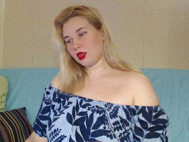 MissLilyAbrams live cam on BongaCams