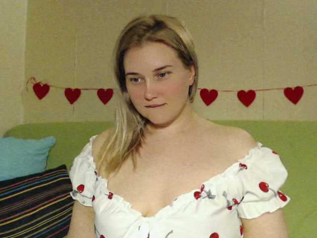 MissLilyAbrams's BongaCams show and profile