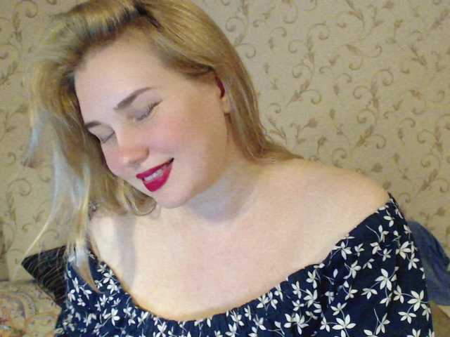 MissLilyAbrams live cam on BongaCams