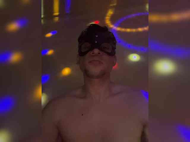 Robert_with_wife webcam