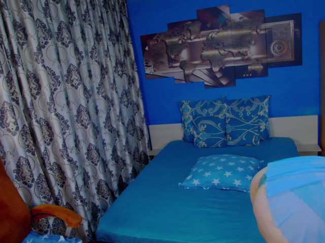 FrancescaEvans live cam on BongaCams