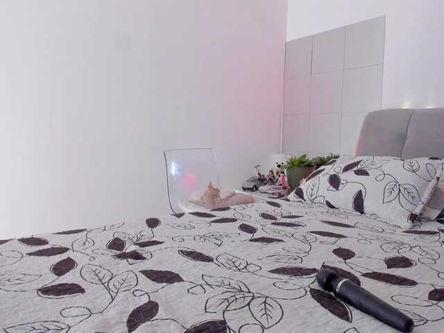 Cumcumforyouuu live cam on BongaCams