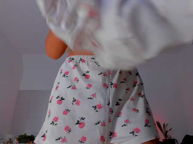 Cumcumforyouuu live cam on BongaCams