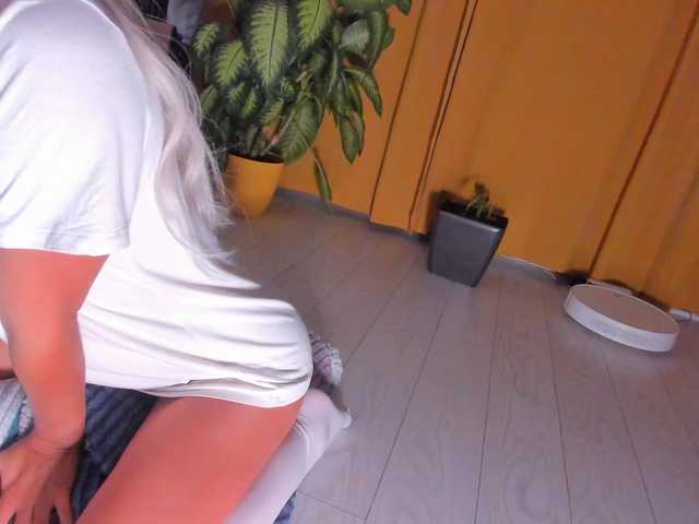 Cumcumforyouuu live cam on BongaCams
