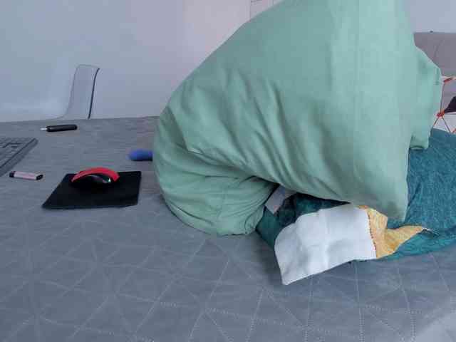 Make_me_wet webcam