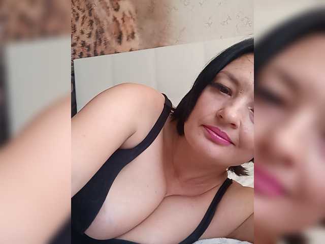 AllisonXStar live cam on BongaCams