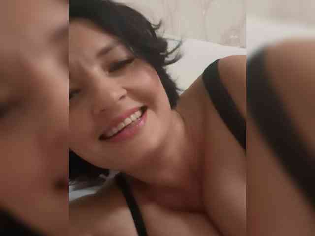 AllisonXStar webcam