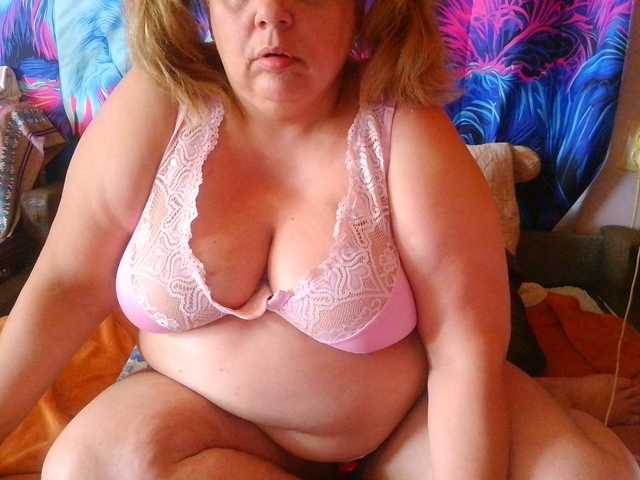 Juliet-A live cam on BongaCams