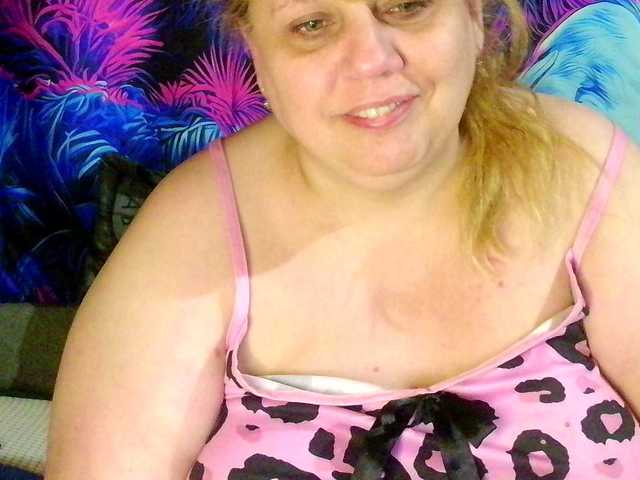 Juliet-A's BongaCams show and profile