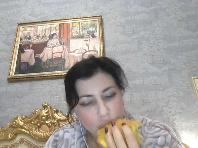 Rosalinda37 live cam preview