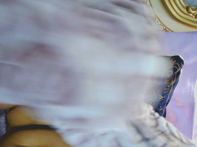 Rosalinda37 live cam preview
