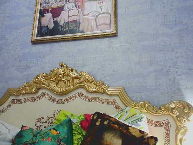 Rosalinda37 live cam preview