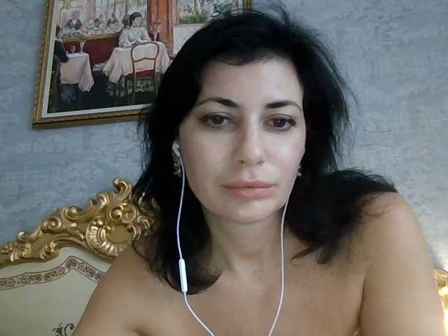 Rosalinda37 live cam preview