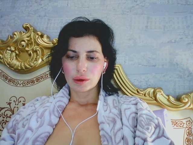 Rosalinda37 live cam preview