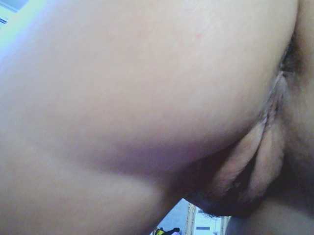 Rosalinda37 live cam preview