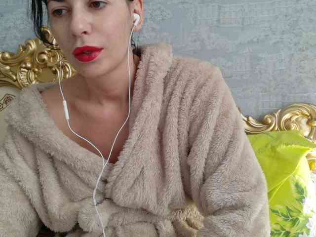Rosalinda37 webcam