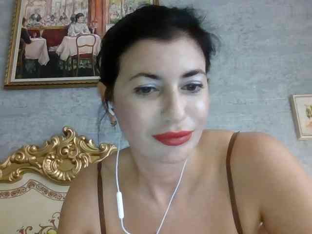 Rosalinda37 webcam