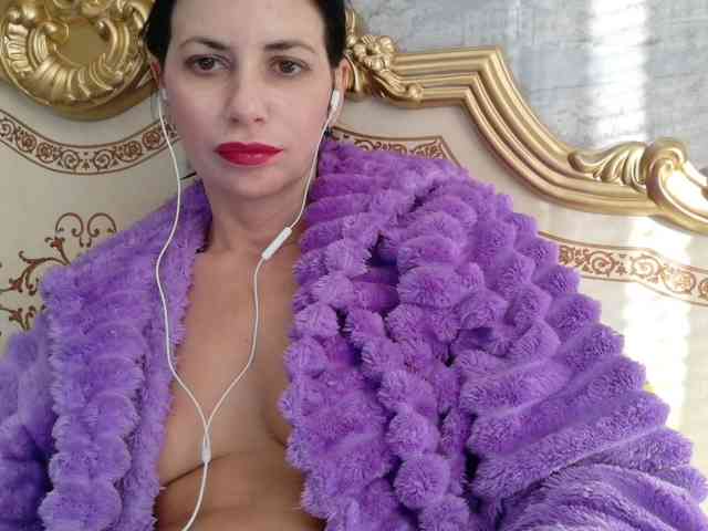 Rosalinda37 webcam