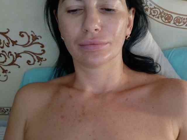 Rosalinda37 webcam