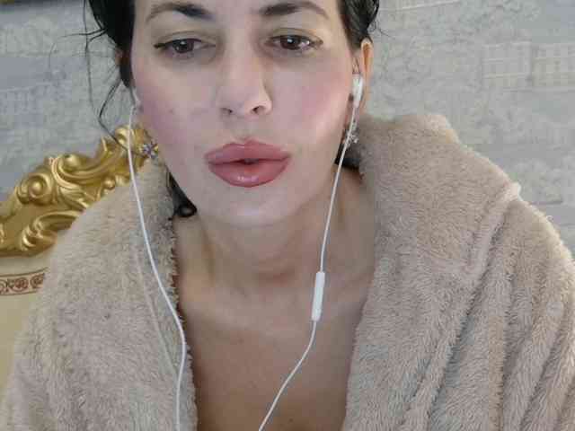 Rosalinda37 webcam