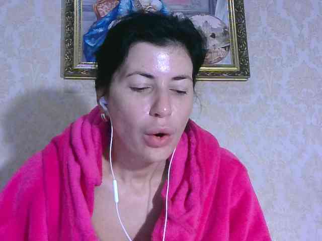 Rosalinda37 webcam