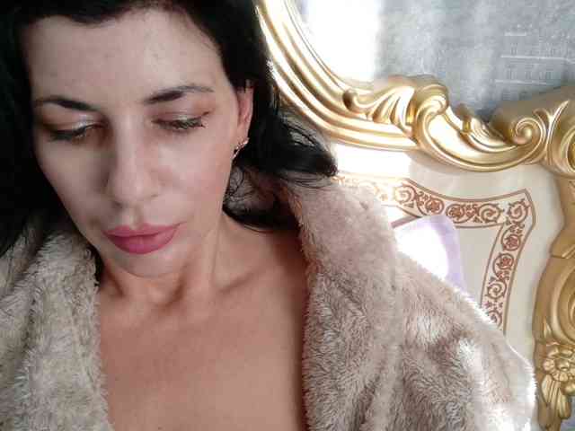 Rosalinda37 webcam